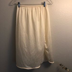 Cream Vintage Skirt Slip with slit, size medium
